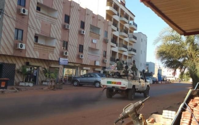 Все заложники в Мали освобождены: в отеле обнаружены 18 тел