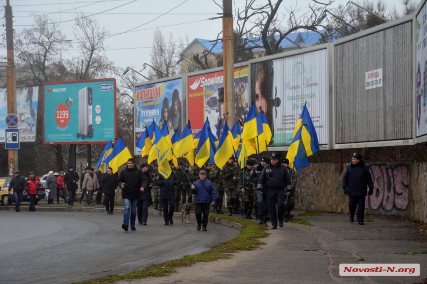 Как в Николаеве почтили память жертв Голодомора. ФОТОРЕПОРТАЖ