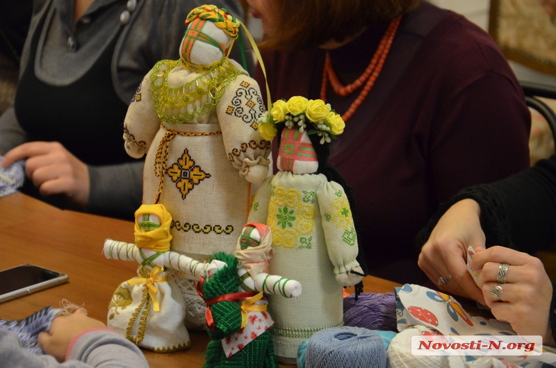 Сказочные куклы для необычных детей: в Николаеве прошел благотворительный мастер-класс.ФОТОРЕПОРТАЖ