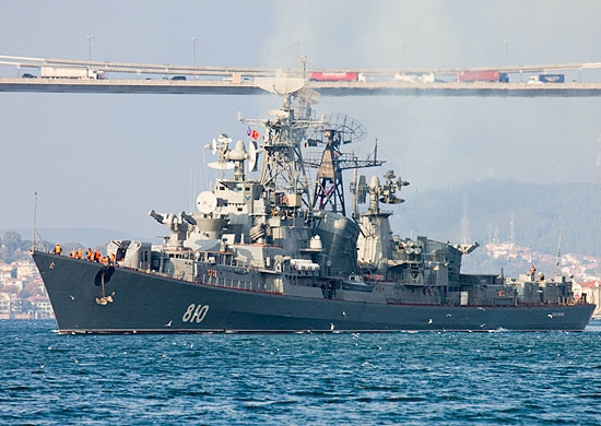 Российский военный корабль открыл огонь по турецкому судну в Эгейском море