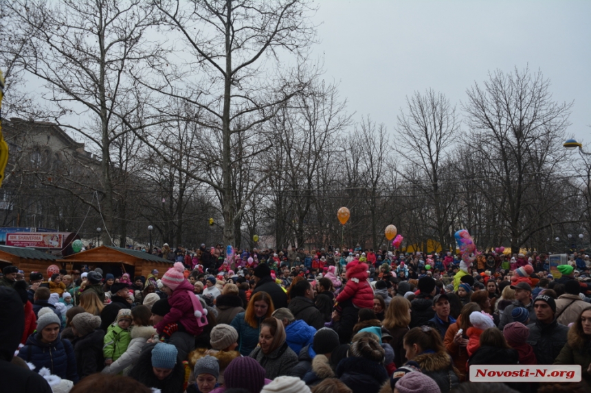 Святой Николай проехался по Николаеву на «Мерседесе»