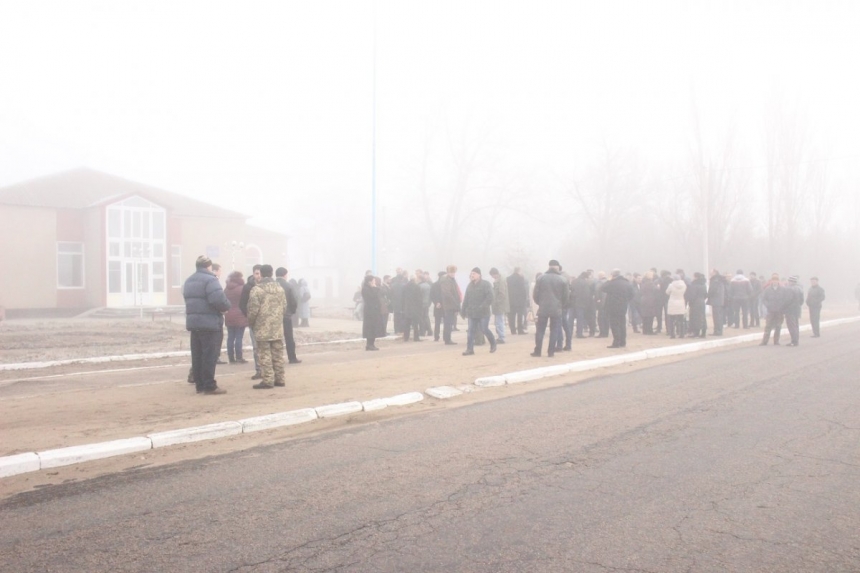 Жители села на Николаевщине вышли на протест против строительства нового карьера 