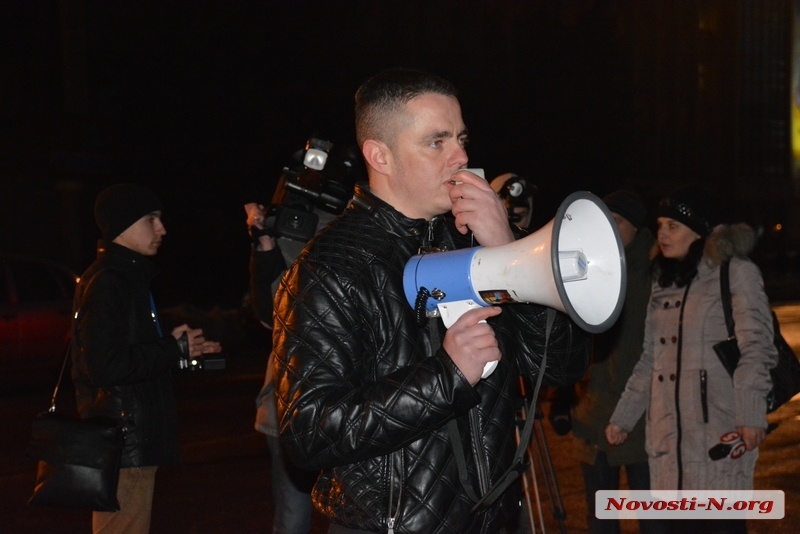 В Николаеве состоялось факельное шествие в память погибших под Крутами