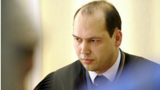 Скандального судью Вовка, который отправил Луценко в тюрьму, восстановили в должности