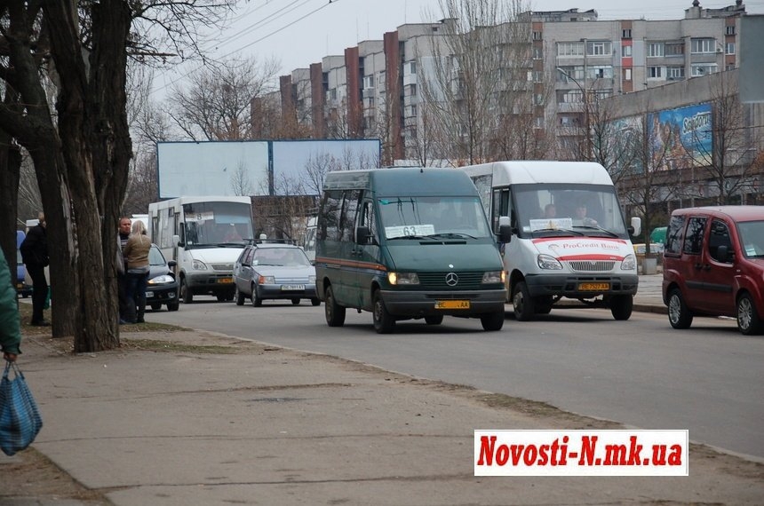 Магистральные улицы Николаева не убирают и не чистят: не выделены деньги