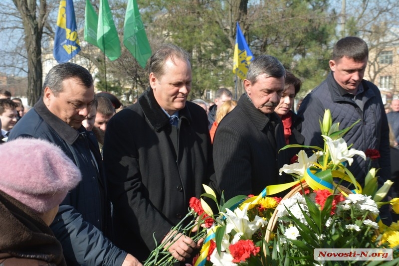 «Станем, браття, в бій кривавий від Сяну до Дону...» - в Николаеве почтили память Тараса Шевченко