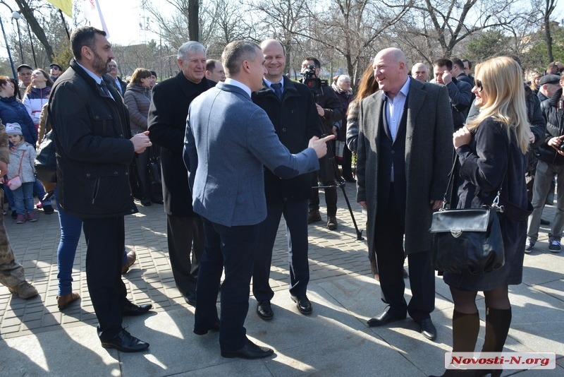 «Станем, браття, в бій кривавий від Сяну до Дону...» - в Николаеве почтили память Тараса Шевченко