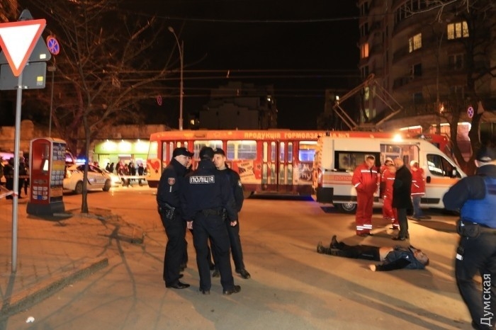 Напавший на инкассаторов в Одессе работал с ними в банке, а после неудачного ограбления застрелился
