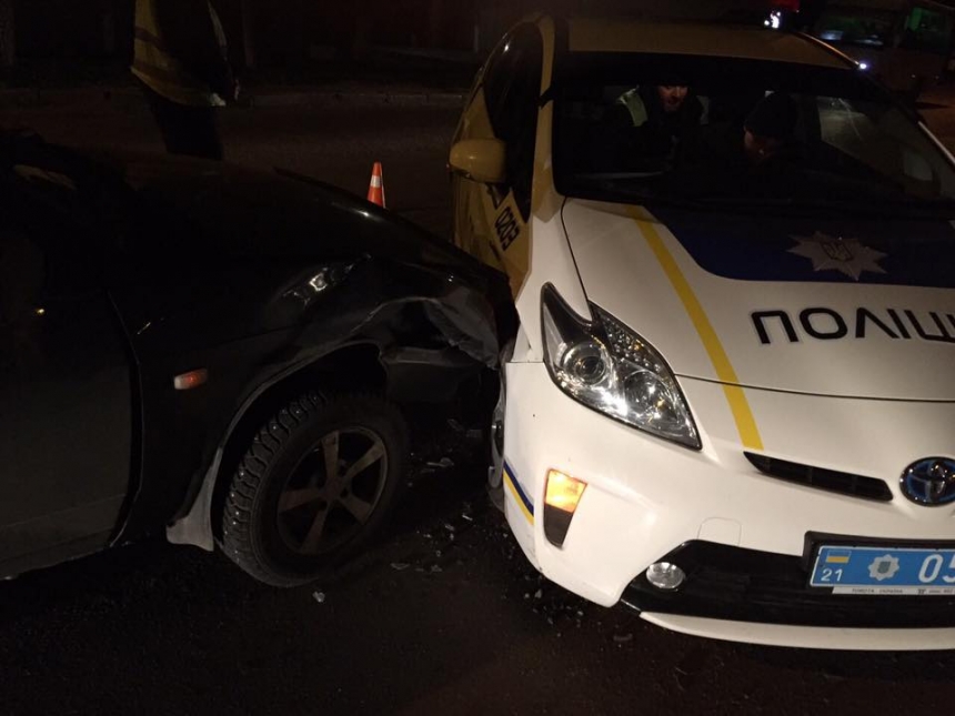 В Николаеве полицейские вновь стали участниками аварии на дороге