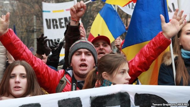 Кишиневский митинг назначил дату объединения Молдовы и Румынии