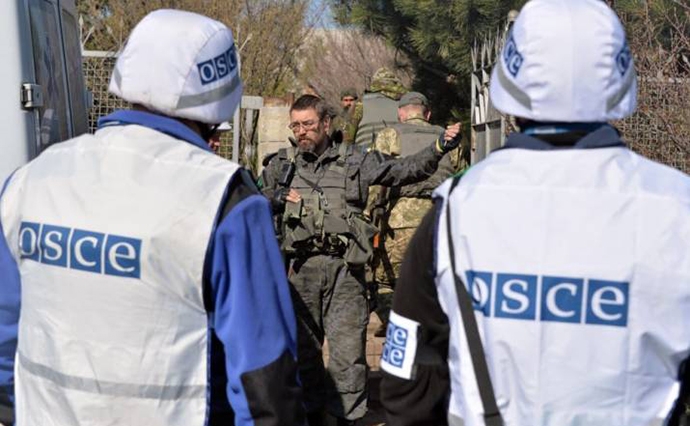 Порошенко надеется на отправку вооруженной миссии ОБСЕ на Донбасс