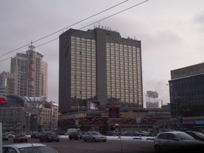 В Киеве захватили гостиницу "Лыбидь", - МВД