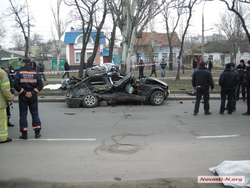 «Родители погибших претензий иметь не будут»: виновник страшного ДТП в Николаеве надеялся, что потерпевшие заберут заявления