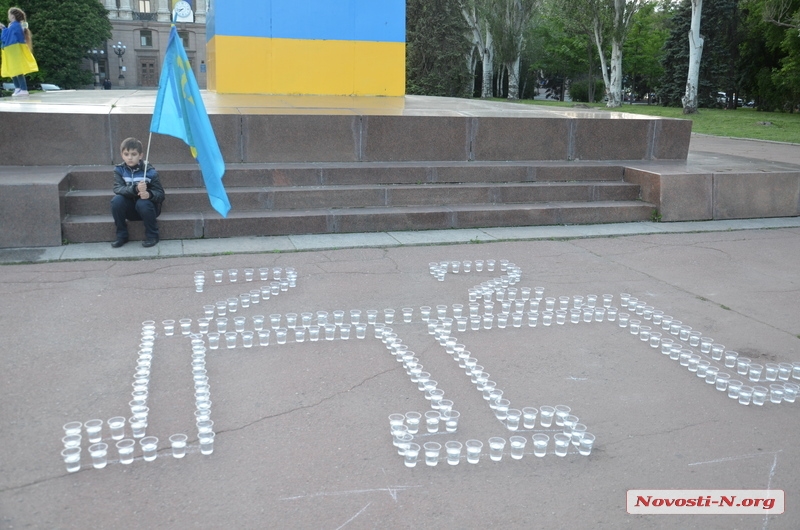 В Николаеве почтили память депортированных крымских татар