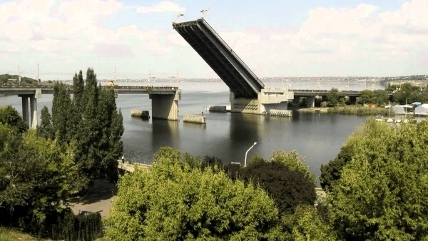 Завтра в Николаеве разведут мосты – «Прилуки» выйдет на испытания