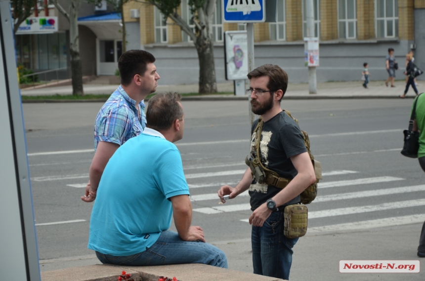 Николаевцы почтили память 49-ти военных, которые погибли в Луганске. ФОТОРЕПОРТАЖ