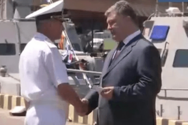 Порошенко назначил нового командующего ВМС Украины