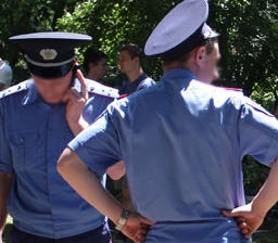 Одесские милиционеры задержали двух своих псевдоколлег