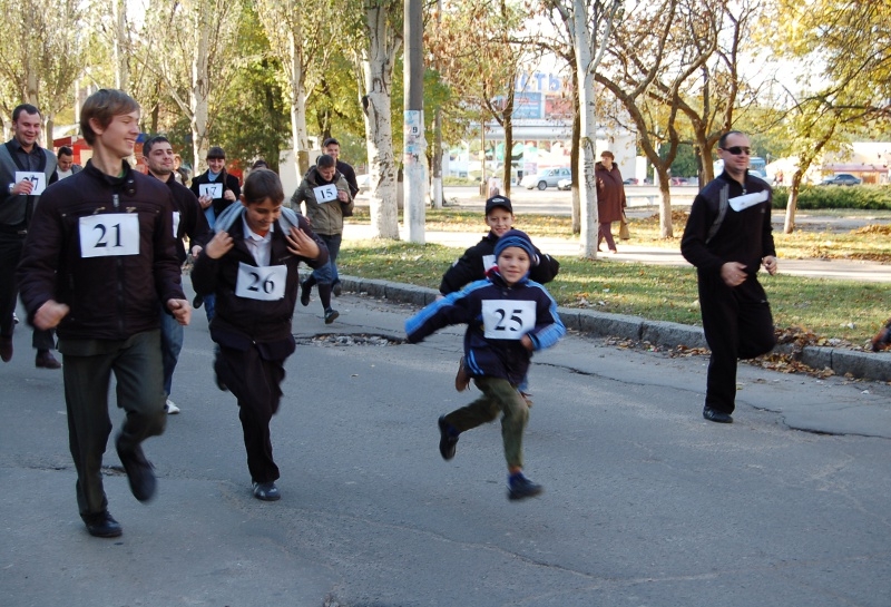 У Миколаєві відбувся благодійний забіг. Влада й бізнес залишилися осторонь