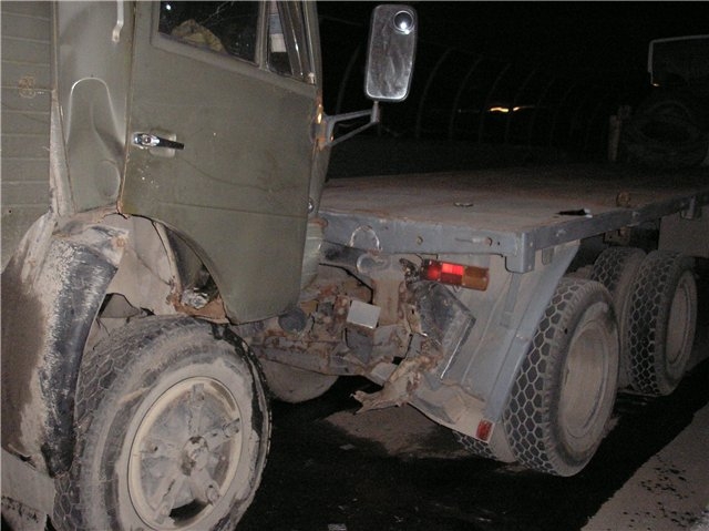 В Одесском порту столкнулись два тягача, оба водителя угодили в больницу