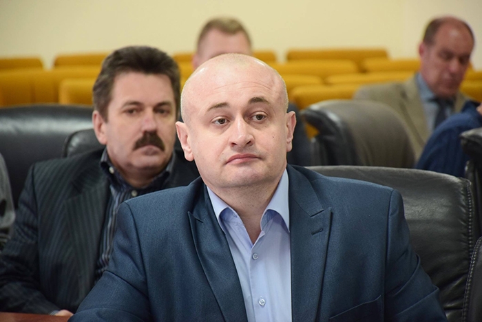 Глава облсовета Москаленко должна уйти в отставку, - депутат Олабин