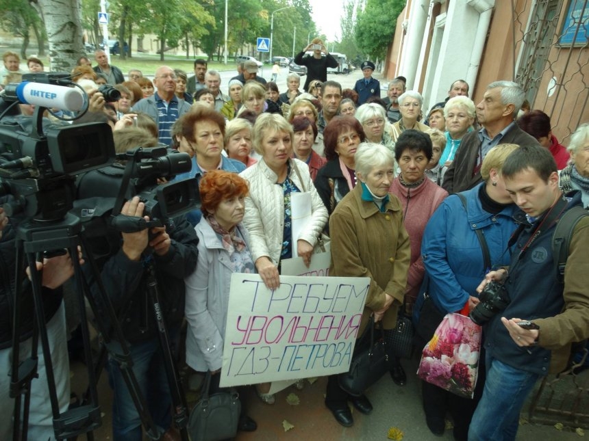 Работники завода им. 61 коммунара разблокировали одесскую трассу — обещают перекрыть киевскую