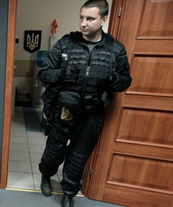 Силовики захватили кабинет мэра и здание горсовета в Одессе
