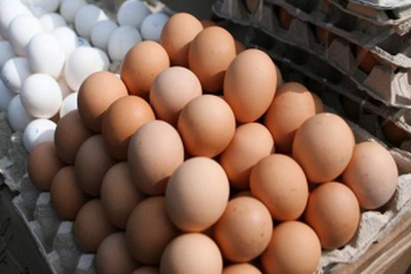 В Николаеве стоимость яиц поднялась до 20-26 гривен: продавцы говорят - это не предел