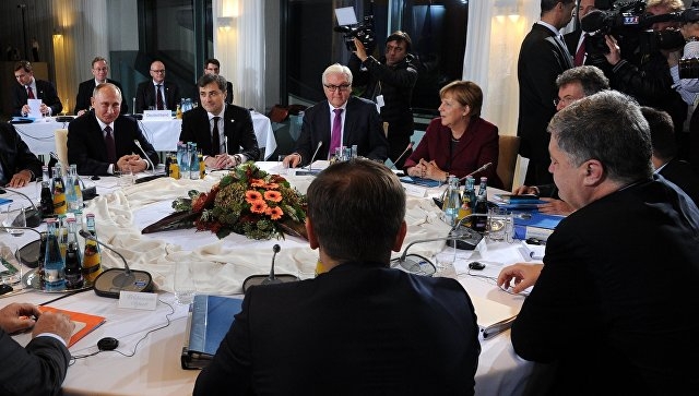 Переговоры лидеров "нормандской четверки" в Берлине завершились