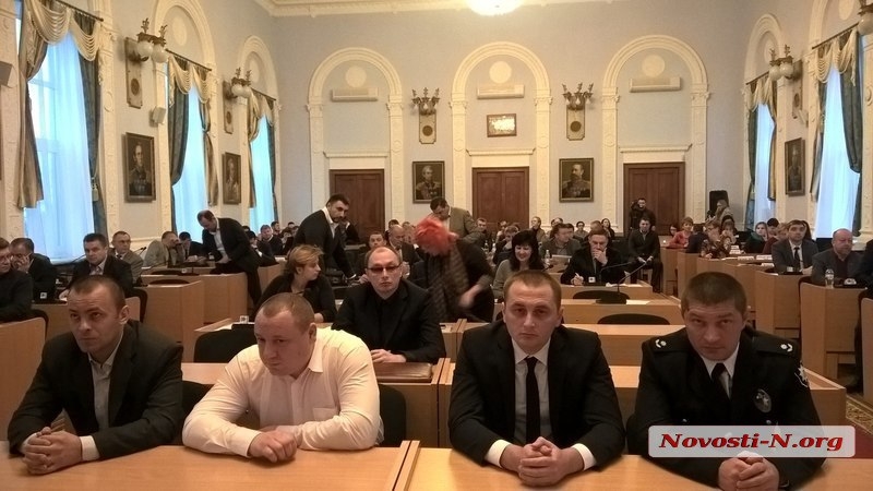 Депутаты Николаевского горсовета на внеочередной сессии обсуждают изменения в бюджет. ВИДЕОТРАНСЛЯЦИЯ