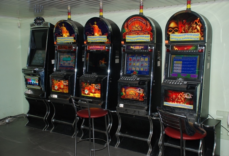 Игровые автоматы в томске на фрунзе игровые автоматы играть бесплатно диамант трио
