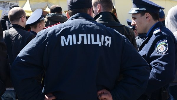 С 1 января атрибутика милиции в Украине будет недействительной