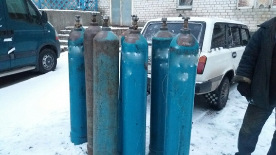 На Николаевщине воры украли 10 баллонов с кислородом, но случайно попались полицейским