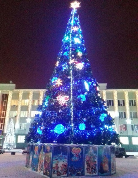 В Ирпене установили самую дорогую елку в Украине