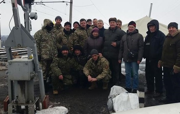 В Донецкой области нардеп ударил полицейского