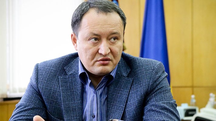 Губернатор Запорожья пригрозил депутатам уголовным делом за поддержку русского языка