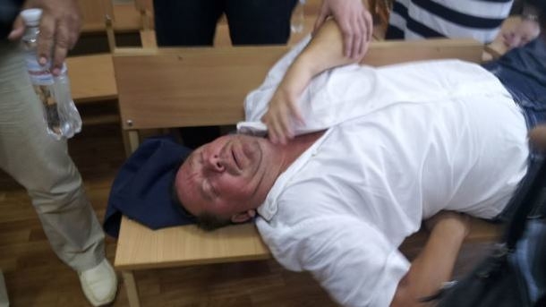 Потерять сознание в суде: ТОП-8 самых известных украинских симулянтов