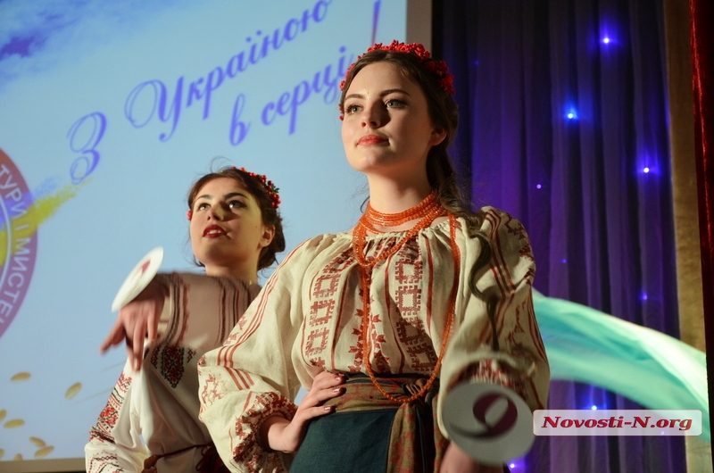 В Николаеве выбрали «Мисс колледжа культуры — 2017». ФОТОРЕПОРТАЖ