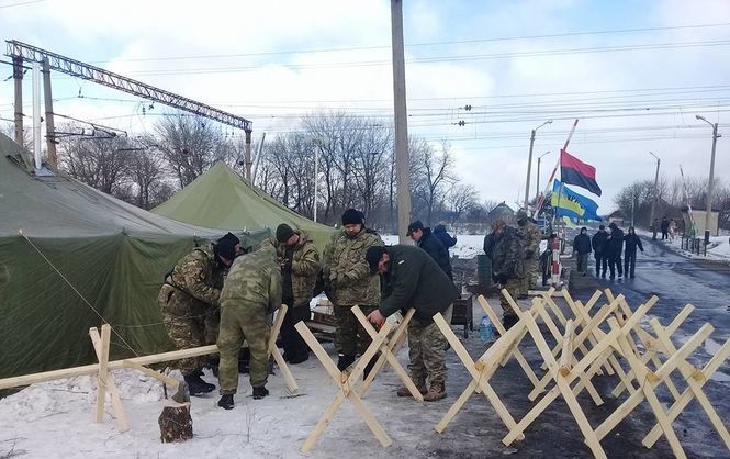 "Штаб блокады" заявил  о захвате "редута" спецназом СБУ с применением оружия