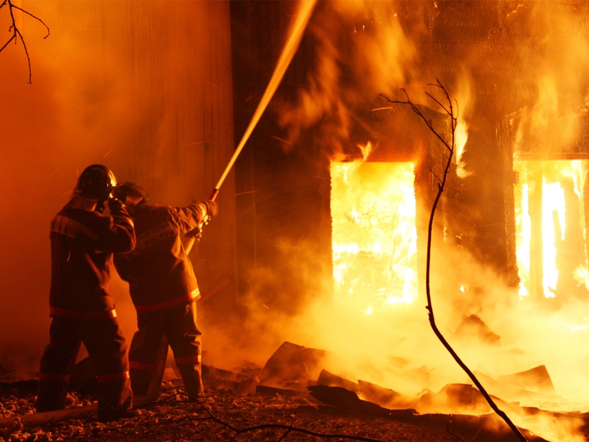 На Николаевщине за прошлые сутки произошло три пожара в жилых секторах 
