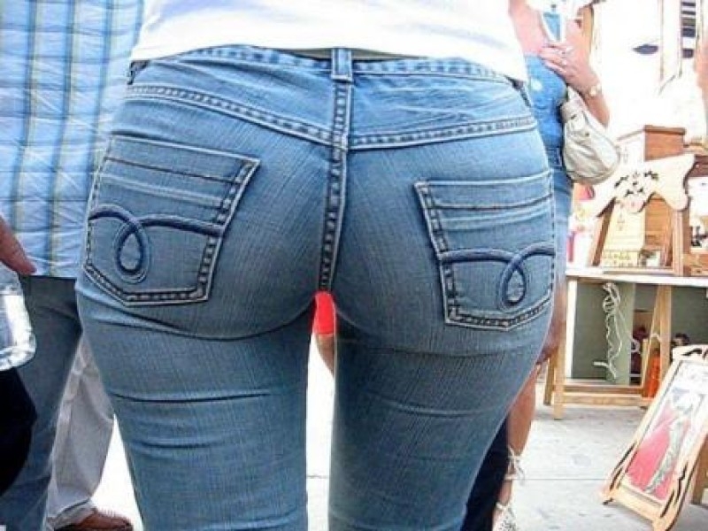 Студентка Николаевской “могилянки” украла джинсы в магазине — хотела модно одеваться