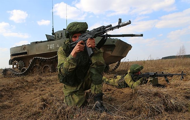 РФ готовит к наступлению войска в Крыму, - Госпогранслужба 