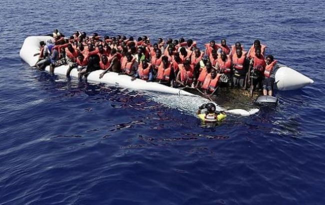 В Средиземном море за четыре дня спасли 10 тысяч мигрантов 
