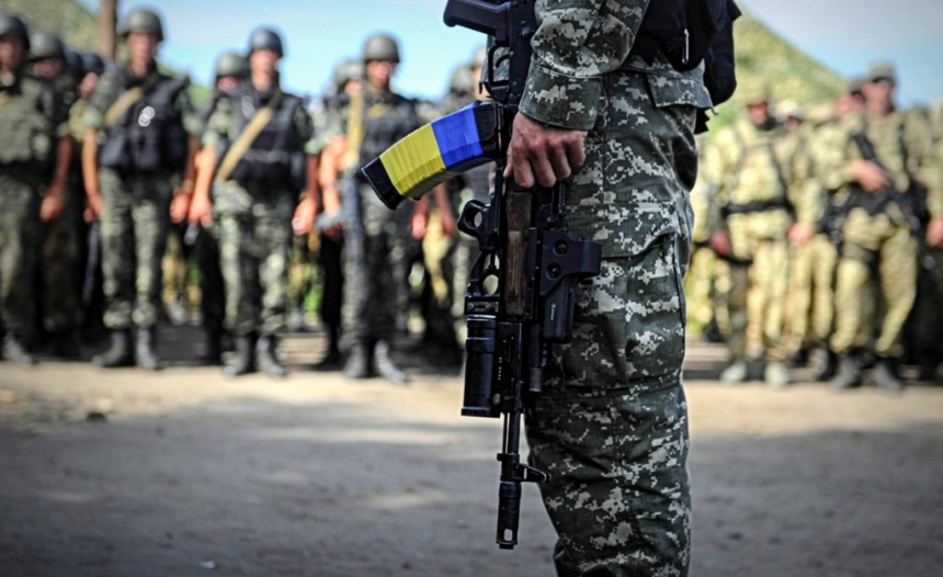 С начала года в зоне АТО погибли 98 украинских военных, - Минобороны