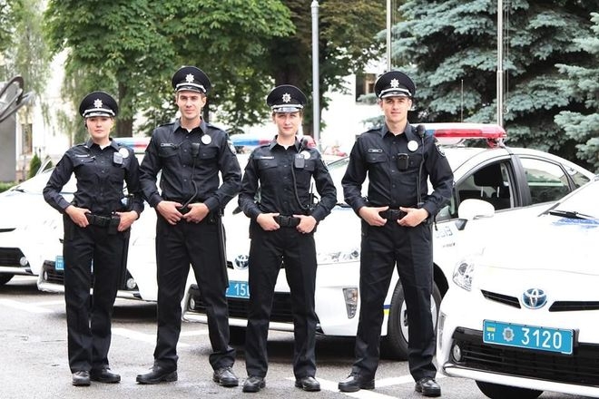 Украинской полиции не доверяет 65% населения, - опрос