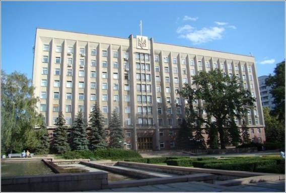 Депутатов Николаевского облсовета собирают на сессию, чтобы принять в собственность больницу морпорта