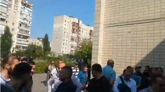 Появилось видео конфликта нардепа Мельничука, в ходе которого прозвучала стрельба. 18+
