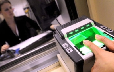 Киев хочет биометрический контроль для иностранцев