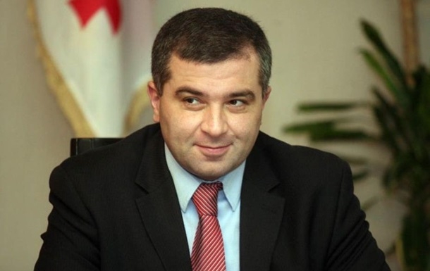 Миграционная служба отпустила Давида Саакашвили