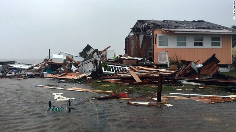 Ущерб от урагана "Харви" оценили в 150-180 млрд долларов